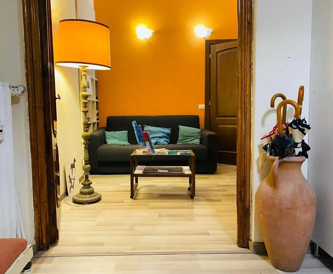 Panzani 14 Touristhouse Hotel Montespertoli 2*,  Italy